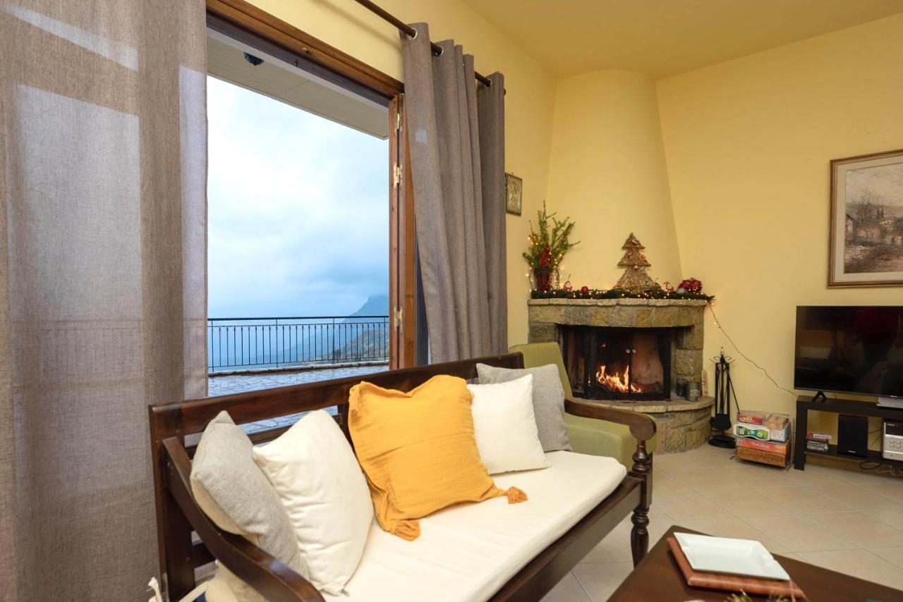 Meli Apartments Arachova Zewnętrze zdjęcie